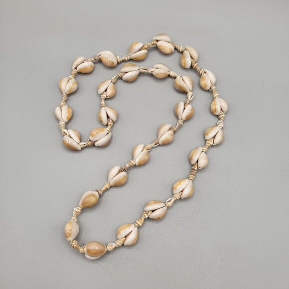 Natural Cowrie Shell Necklace Overhead Lightweight 34 Inches Long - Picture 1 of 4